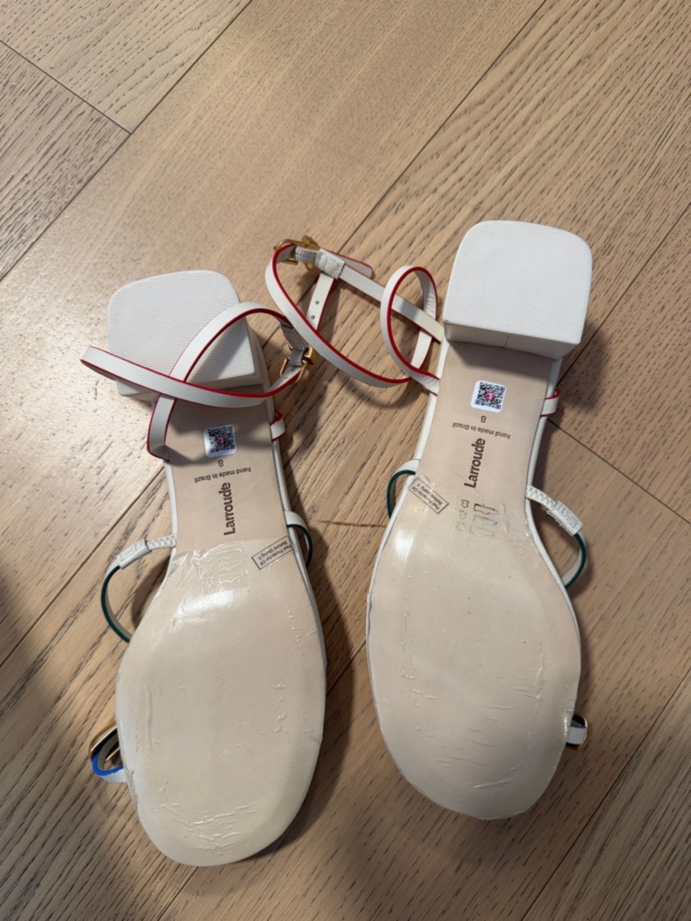 Larroude || Biarritz Block Heel Sandals in Ivory Leather Gold Toe - Picture 4 of 4